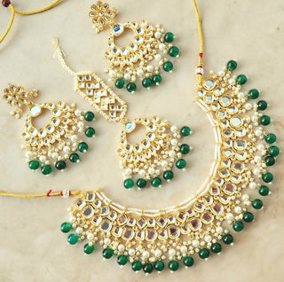 Abigail Green Uncut Kundan Necklace Set with Tikka