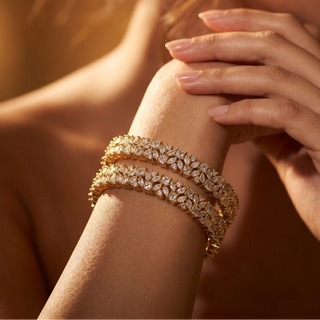 Cecelya Antique Victorian Gold CZ Diamond Luxury Bangle (Pair) (2.6, 2.8)