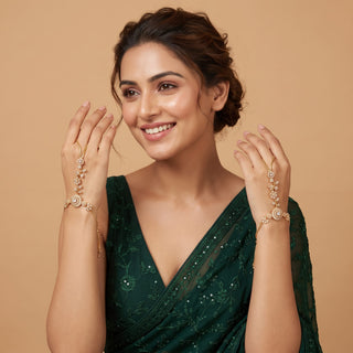 Elyse Diamond Gold Hathphool (Fits 2.4 to 2.10) (Pair)