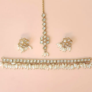 Giselle White Kundan Choker Set