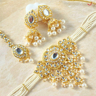 Isha White Kundan Choker Necklace Set with Tikka