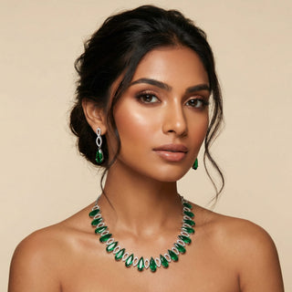 Juno Green Diamond Simulant Necklace Set