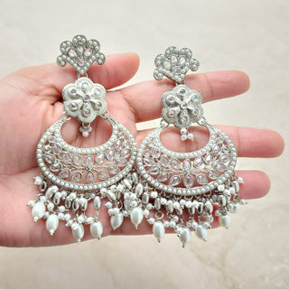 Juno Silver Polki Necklace Set with (Detachable) Baahubali Earrings and Maang Tikka