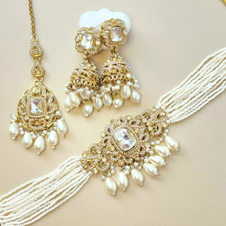 Khloe White Necklace Set with Tikka