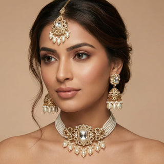 Khloe White Necklace Set with Tikka