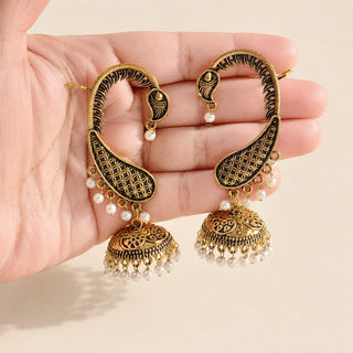 Samara White Lightweight & Easy to Wear Ear Cuff Earrings