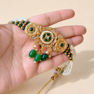 Sasha Green Kundan Choker Necklace Set