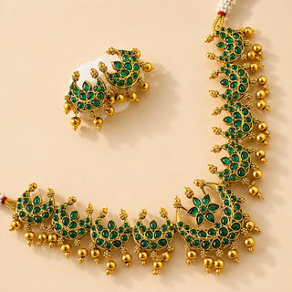 Shannon Green Kemp Necklace Set