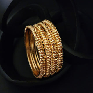Sutton Gold Bangles (Set of 4) (2.4, 2.6, 2.8)