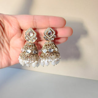 Vannya White Kundan Jhumka Earrings