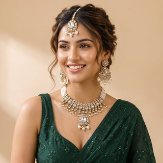 Zelda White Kundan Necklace Set