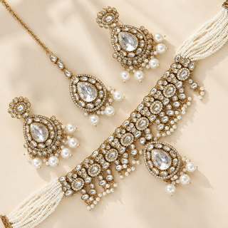 Zelda White Kundan Necklace Set