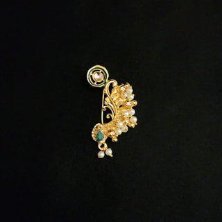 Alina Maharashtrian Green Gold Nath (no piercing needed) - ECLAT INDIAN JEWELSNose Ring (Nath)Green