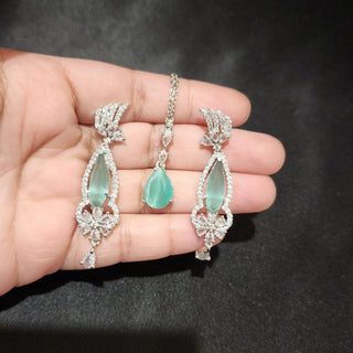 Angelica Mint Green CZ Diamond Simulant Tikka Set - ECLAT INDIAN JEWELSTikka SetsGreen