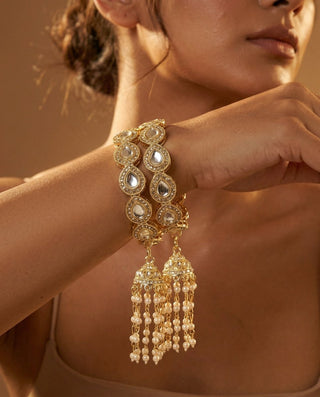 Angelina White Kundan Latkan Kada Bangles (Pair) (2.4, 2.6, 2.8, 2.10) - ECLAT INDIAN JEWELSBangle, Kadas & Bracelets2.6
