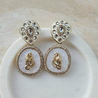 Ayesha Kundan White Mother of Pearl Earrings - ECLAT INDIAN JEWELSEarringsWhite