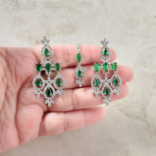 Daisy Green CZ Diamond Simulant Necklace Set with Maang Tikka - ECLAT INDIAN JEWELSNecklace SetsGreen