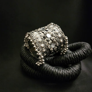 Delaney Oxidised Silver Cuff Bangle (Single) - ECLAT INDIAN JEWELSBangle, Kadas & BraceletsOxidised Silver