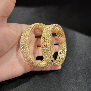 Imogen Gold Bangles (Pair) (2.6, 2.8) - ECLAT INDIAN JEWELSBangle, Kadas & Bracelets2.4