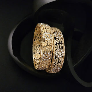 Imogen Gold Bangles (Pair) (2.6, 2.8) - ECLAT INDIAN JEWELSBangle, Kadas & Bracelets2.4