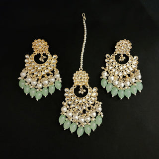 Karleigh Light Green Kundan Choker Necklace Set with Tikka - ECLAT INDIAN JEWELSNecklace SetsGreen