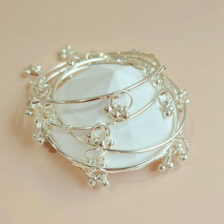 Madilyn Silver Finish Kashmiri Bangles (Set of 4) (2.4, 2.6, 2.8) - ECLAT INDIAN JEWELSKashmiri Bangles2.4