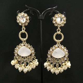 Mildred White Earrings (mother of pearl) - ECLAT INDIAN JEWELSEarringsWhite