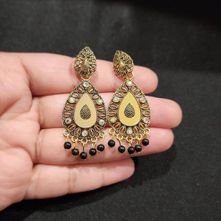 Miryam Gold Mirror Black Earrings - ECLAT INDIAN JEWELSEarringsBlack