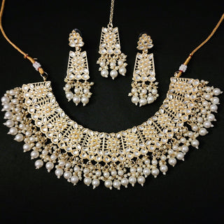 Olivia White Kundan Necklace Set with Tikka - ECLAT INDIAN JEWELSNecklace SetsWhite