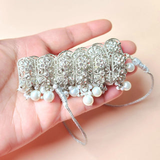 Raha Silver Choker Necklace Set with Tikka & Passa