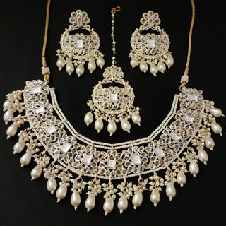 Shannon White Polki Necklace Set with Tikka - ECLAT INDIAN JEWELSNecklace SetsWhite