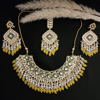 Sia Pale Yellow Kundan Necklace Set with Tikka - ECLAT INDIAN JEWELSNecklace SetsYellow