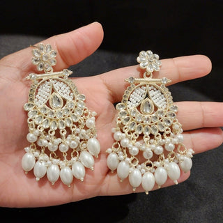 Sierra White Kundan Earrings - ECLAT INDIAN JEWELSEarringsWhite