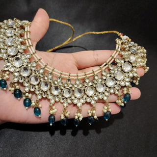 Soleil Teal Green Kundan Necklace Set with Tikka and Passa - ECLAT INDIAN JEWELSNecklace SetsGreen